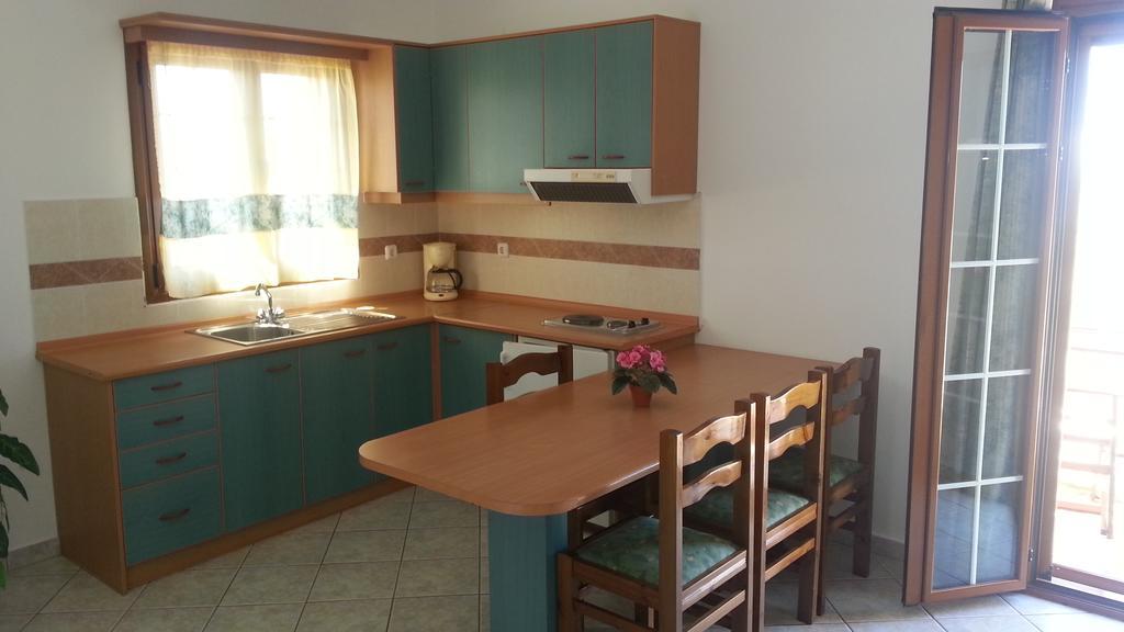 Apartament Cerigo House Kondoliánika Zewnętrze zdjęcie